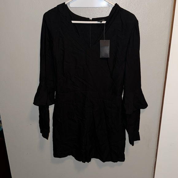 NWT Club Monaco Bodena Romper Size 4 - Picture 2 of 8